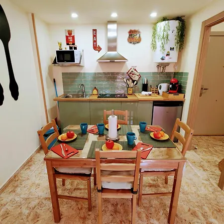 The Astrid Apartment Apartamento *